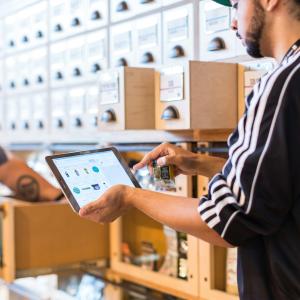 How Small Businesses Can Use Storage Units for Inventory