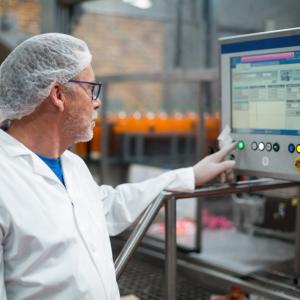 Can Food and Beverage IT Solutions Reduce Costly Production Guesswork?