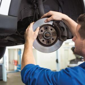 Brake Repair Service Glendenning: Signs Your Brakes Need Attention