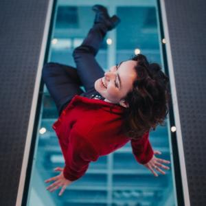 Expert Advice on How to Install a Glass Floor in Your Home