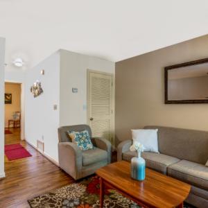 Affordable Corporate Suites vs. Traditional Hotels: A Cost Comparison