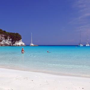 BEST Top 5 THINGS TO DO IN ANTIPAXOS, GREECE [WITH SUGGESTED TOURS] 