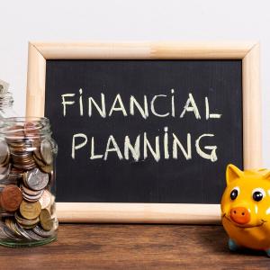 How Does the Best Financial Planner in Mumbai Help Investors in Financial Planning?