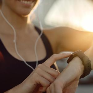 Global Fitness Tracker Market Size, Trends, and Growth Forecast 2026-2033
