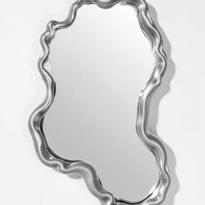 How Do Designer Mirrors Elevate Small Living Spaces?