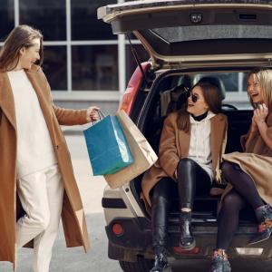 Shopping Season Never Ends: Manage Big Purchases with Car Title Loans Ontario