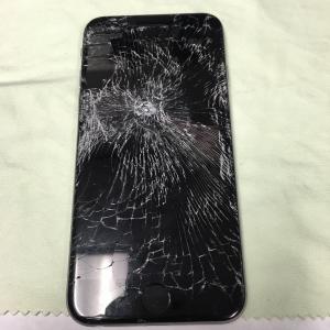 Get the Real Value of the Device with iPhone Screen Replacement Los Angeles