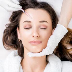 What Sets the Best Dermal Fillers Dermatologists in Dubai Apart from the Rest?