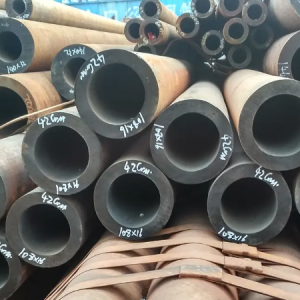 Applications and advantages of seamless steel pipes in machinery manufacturing