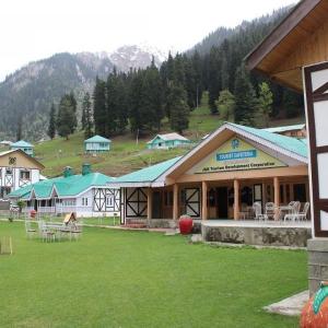 Explore the Paradise of Kashmir with Valley Trip Planner from Bangalore