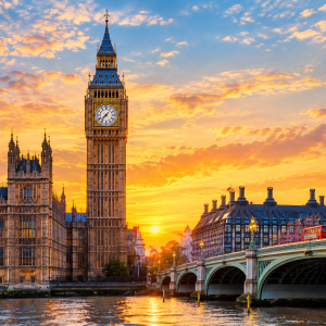 Top Public Universities in the UK: Rankings, Courses, Fees, Career Prospects & ROI