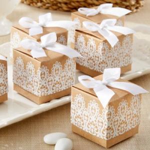 Creatively Designed Small Cake Boxes Adds touch of Uniqueness