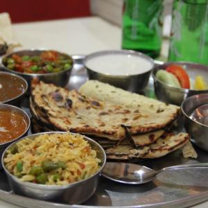 Discover the Benefits of Choosing a Local Indian Tiffin Service in Burnaby, BC