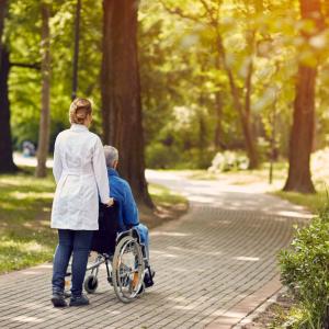 Non-Emergency Medical Transportation for Seniors: Ensuring Access to Care and Independence