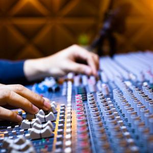 How Do You Get Started As A Freelance Musician?