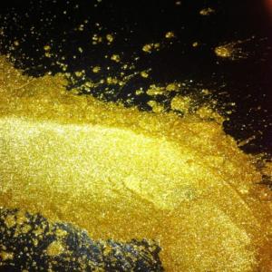 Golden Pearlescent Pigment Market 
