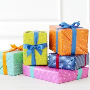 5 Best Websites To Shop Gifts For Your Loved Ones