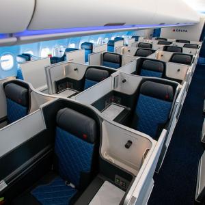 Delta Comfort Plus vs First Class: Which One Should You Choose?