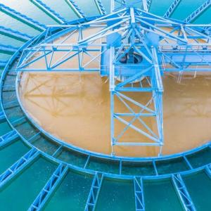 The Benefits of Using a Clarifier Tank in Water Treatment
